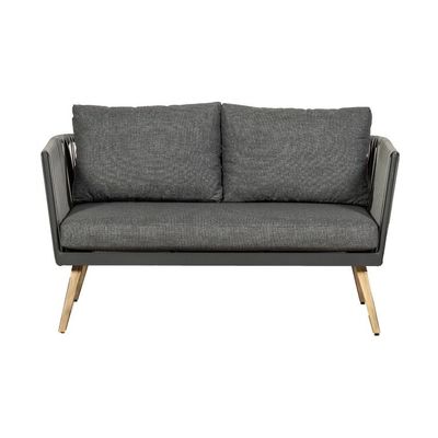Moderne outdoormeubels met aluminium frame en houtkorrel afwerking