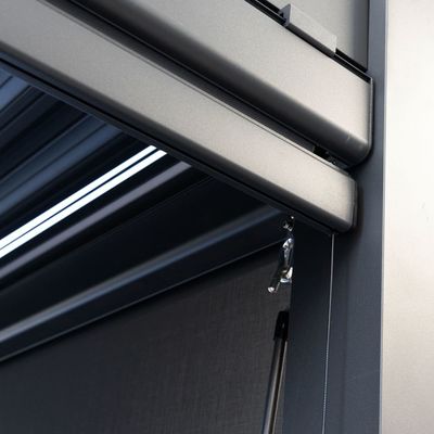 Buiten aluminium bioclimatisch luifel AJUNION Waterdicht Louver Tuin Pergolasbrug