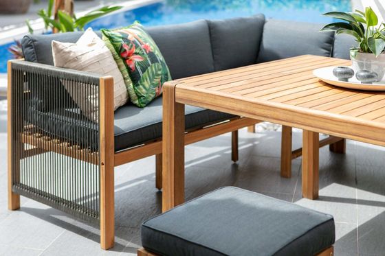 Outdoor dining set met solide houten hoekbank en 3 zitplaatsen bank voor ontspannen maaltijden