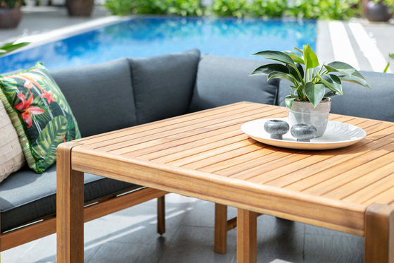 Outdoor dining set met solide houten hoekbank en 3 zitplaatsen bank voor ontspannen maaltijden