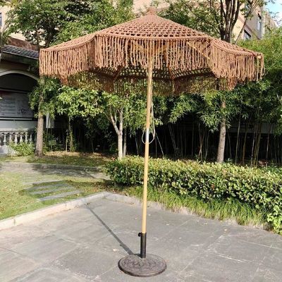 Outdoor Beach Courtyard Zonneparaplu met Tassel in houtkleur en polyestermateriaal