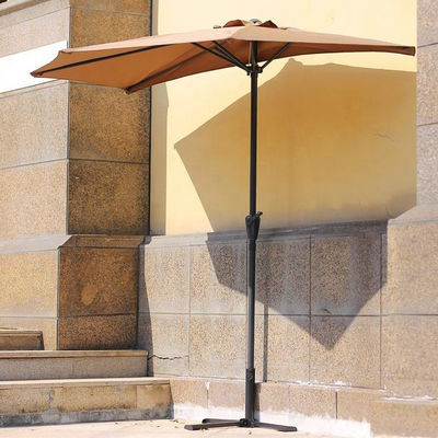 Bistro Outdoor Garden Patio Hand Crank Lift paraplu 9*4.5*7.87 FT Halve Ronde Zon Schaduw