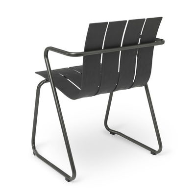 Metalen stalen tuinstoel met minimalistisch ontwerp Plastic houten fauteuil door AJUNION