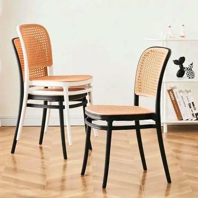 Nordic Stapelbare PP Plastic Rattan Eetstoel voor Outdoor Garden Cafe Restaurant