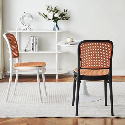 Nordic Stapelbare PP Plastic Rattan Eetstoel voor Outdoor Garden Cafe Restaurant