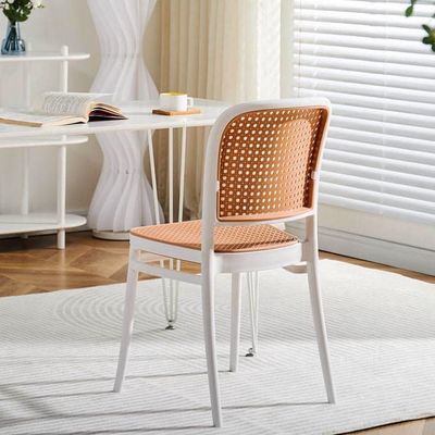 Nordic Stapelbare PP Plastic Rattan Eetstoel voor Outdoor Garden Cafe Restaurant