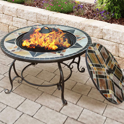 Outdoor tuin picknick haard met draagbare hout brandende haard en Koreaanse houtskool barbecue