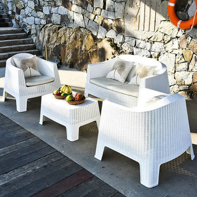 Buiten tuin stoel plastic stapelbare koffie eetkamer arm stoel villa patio fauteuil