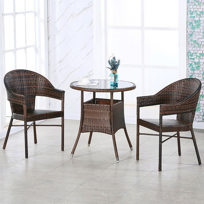 Custom Logo Geweven PE Rattan Eettafel en Stoelen voor Hotel Outdoor Patio fauteuil Set