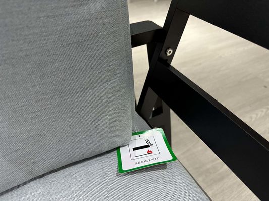 Outdoor Patio Set Eettafel L150xW90xH73cm met HDPE-tafelplaat en metaalframe