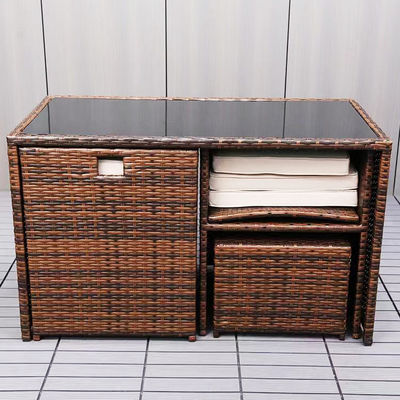 Ruimtebesparende tuin set Moderne plastic rattan hoek tafel en stoel voor binnenplaats patio
