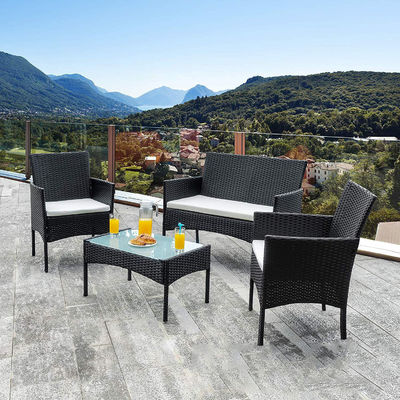 Outdoor Set Patio Tuin Hof Vier stukken Plastic Rattan Wicker Sofas Stoel Tafel