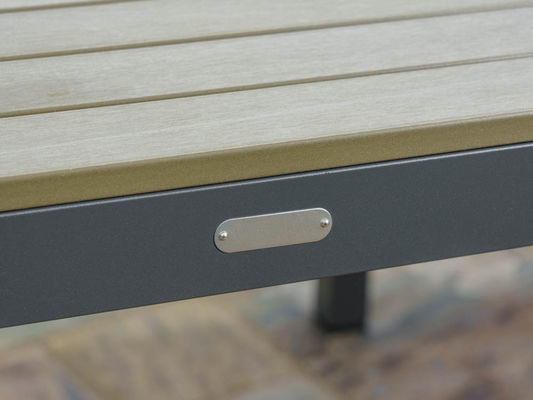 27.5" L x 25.5" W 26" H Aluminium Eetkamer Set met Poly Lumber tafel en paraplu gat