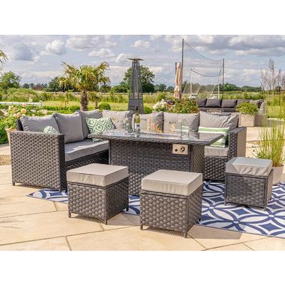 Modulair meubilair Wicker Rattan Outdoor Set met vuurput Tafel AJUNION Tuinontwerp