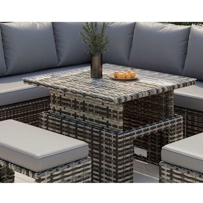 Verbeter uw patio met AJUNION Tuinmeubilair Rotan sofa en verstelbare tafel