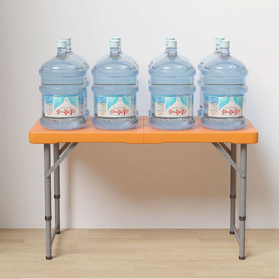 Draagbare vouwtafel van HDPE-plastic metalen voor hotels, restaurants en banketten