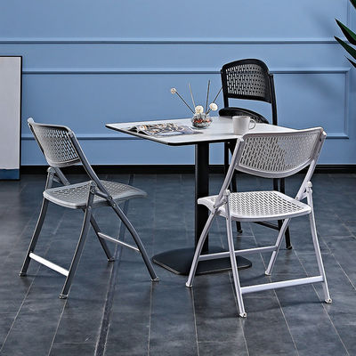 Outdoor Banket Evenementen Plastic Metal Opvouwbaar Wit Zwart Eetstoel voor Wedding Hotel