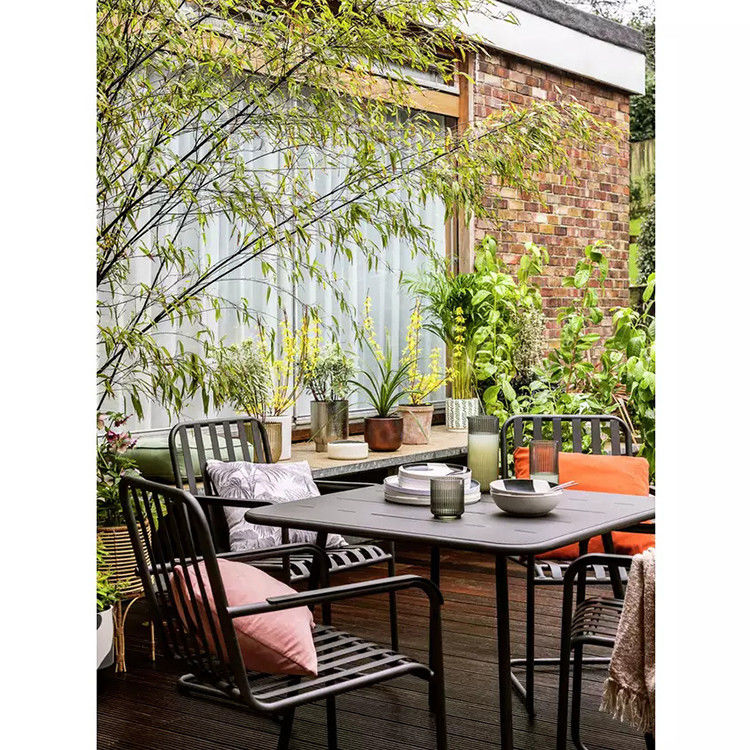 4 zitplaatsen metalen staal buitemeubilair tuin set met vierkante tafel en eetstoelen