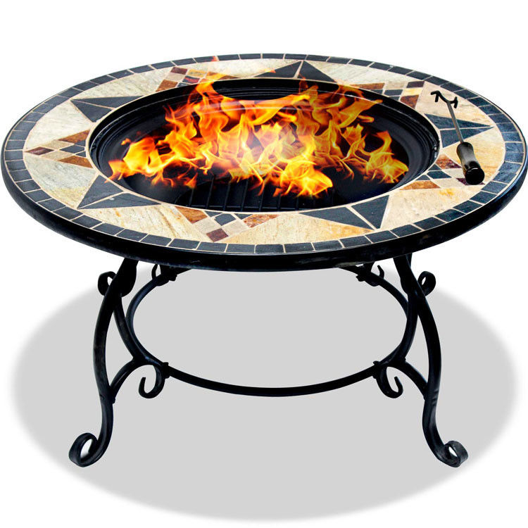 Outdoor tuin picknick haard met draagbare hout brandende haard en Koreaanse houtskool barbecue