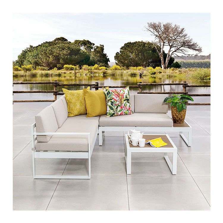 AJUNION L-vormige outdoormeubelsets Aluminium lounge set met plastic teakhouten afwerking